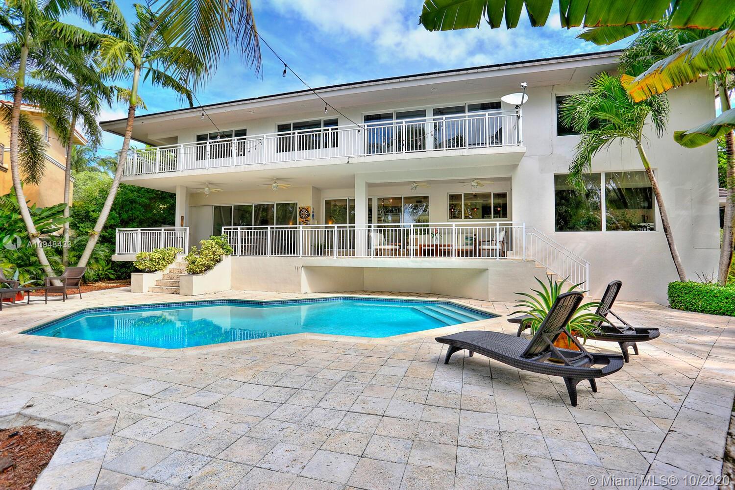 SUNRISE HARBOUR REV PL - Residential