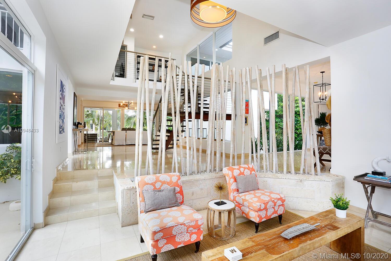 SUNRISE HARBOUR REV PL - Residential