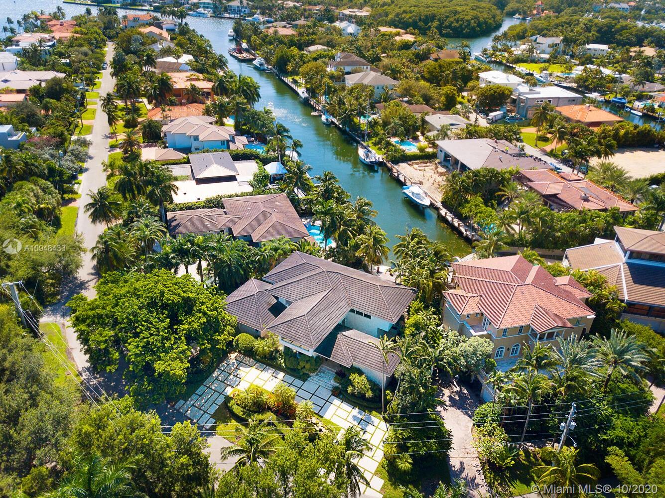 SUNRISE HARBOUR REV PL - Residential