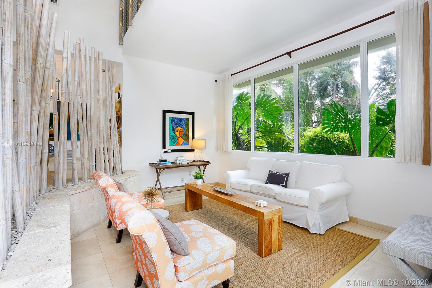 SUNRISE HARBOUR REV PL - Residential