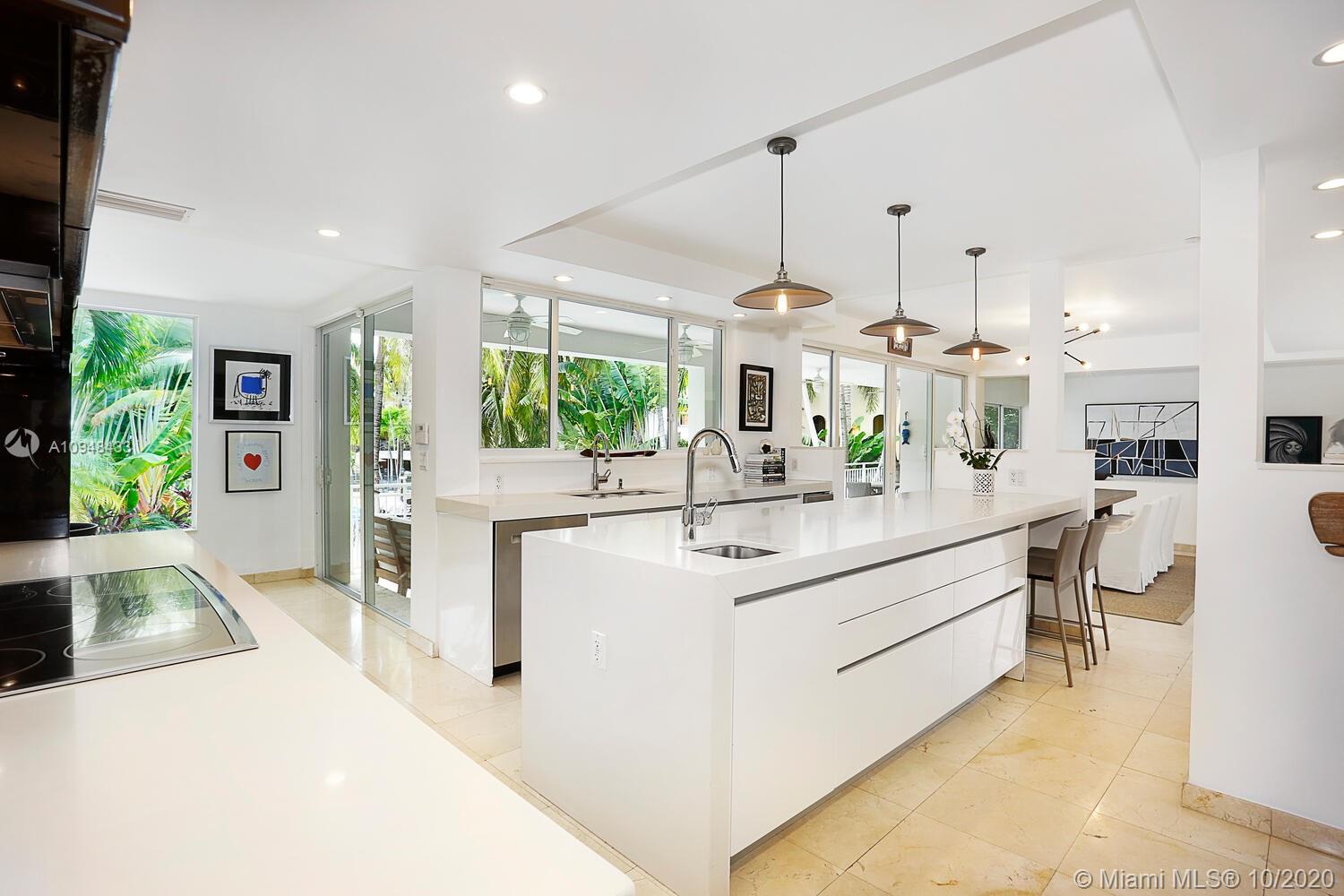 SUNRISE HARBOUR REV PL - Residential