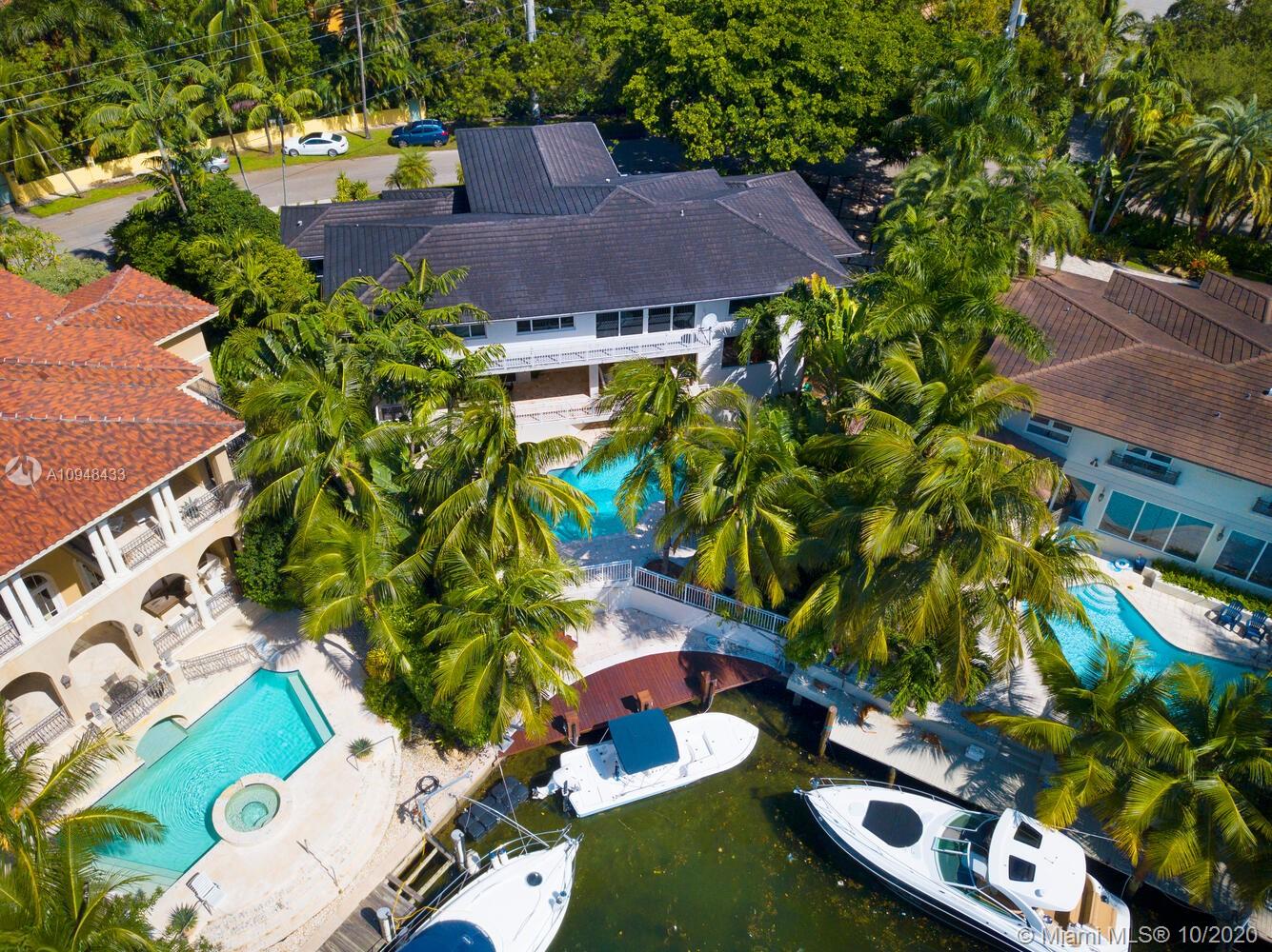 SUNRISE HARBOUR REV PL - Residential