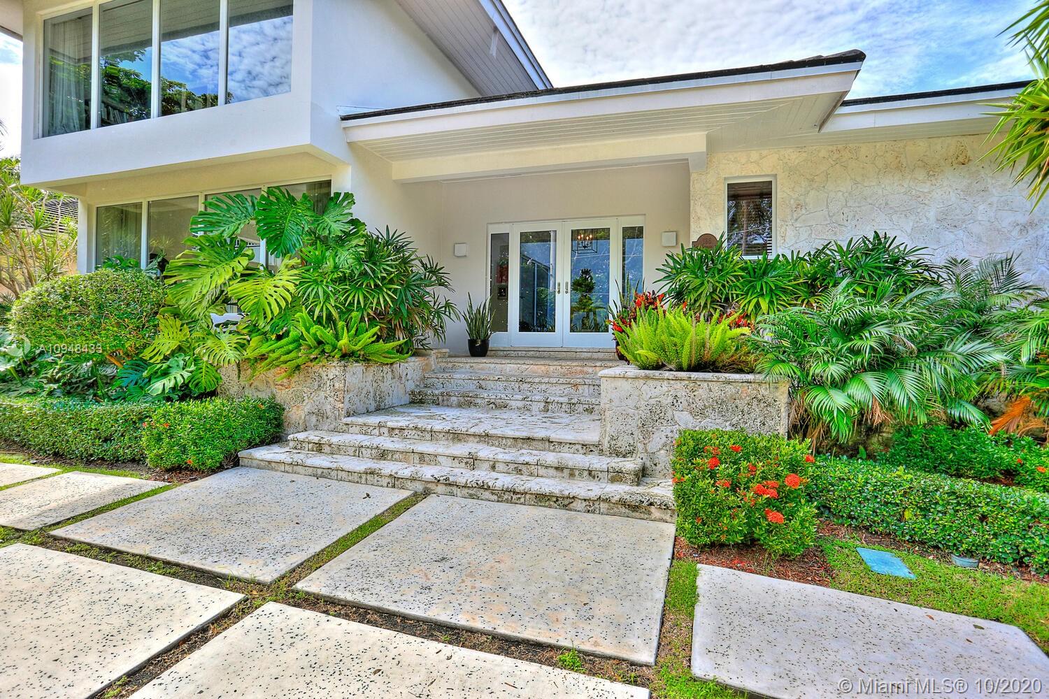 SUNRISE HARBOUR REV PL - Residential