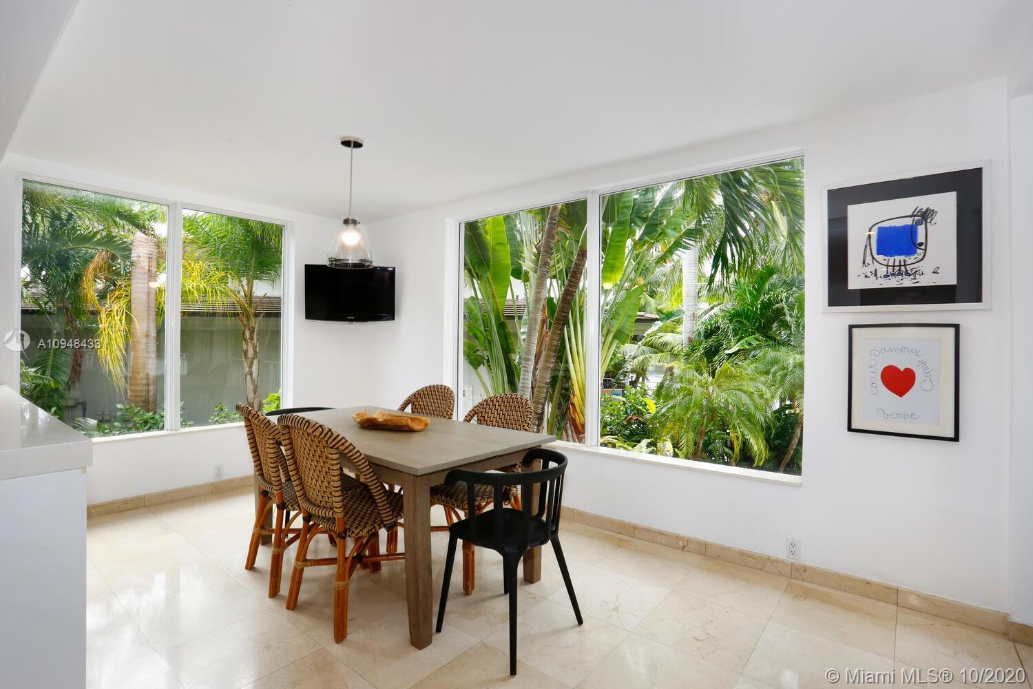 SUNRISE HARBOUR REV PL - Residential