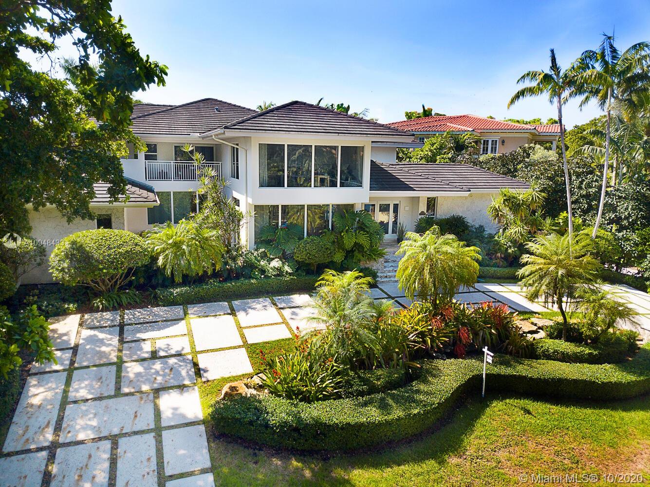 SUNRISE HARBOUR REV PL - Residential