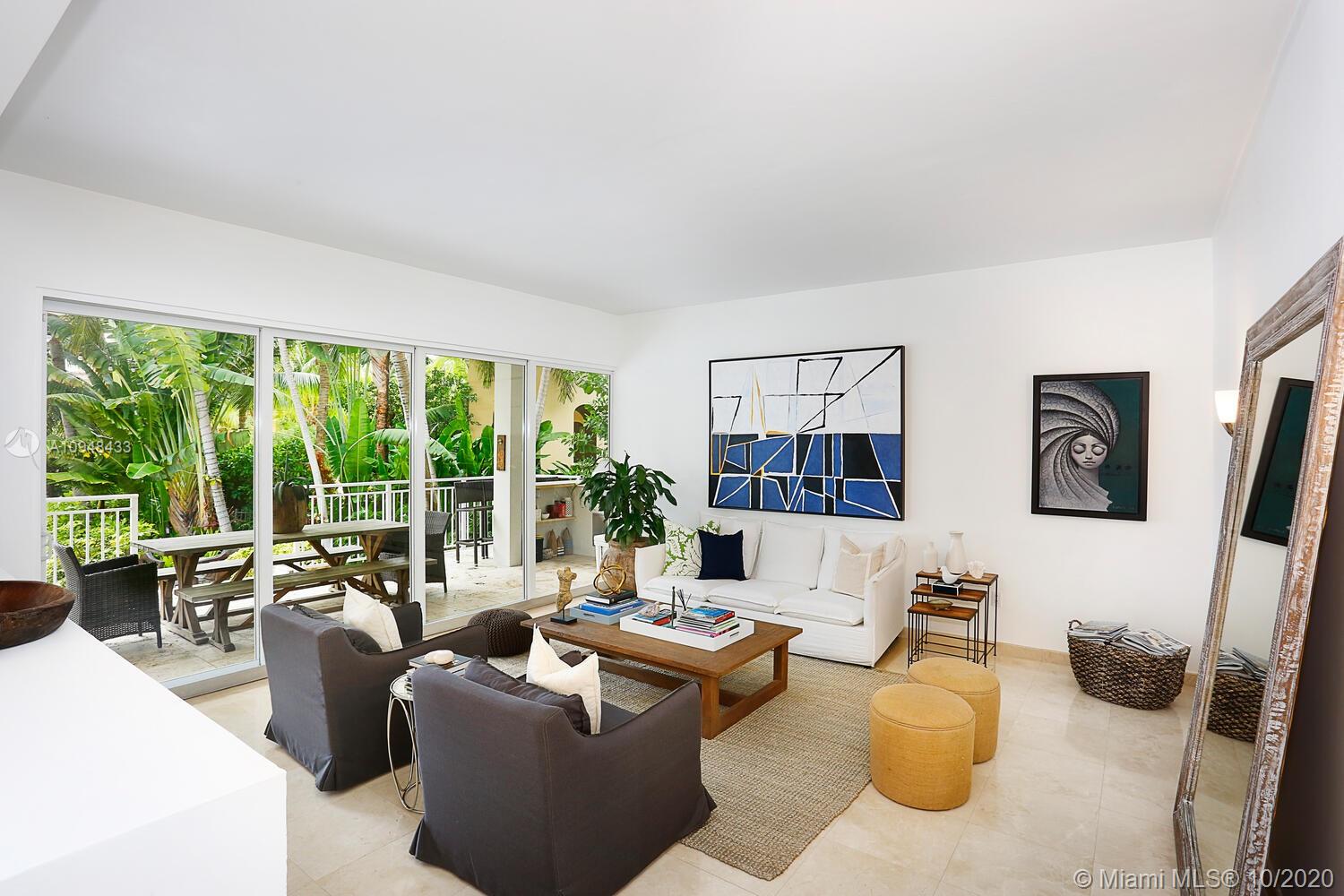 SUNRISE HARBOUR REV PL - Residential