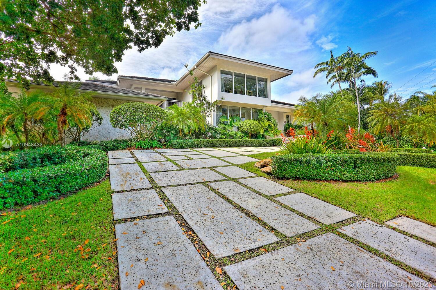 SUNRISE HARBOUR REV PL - Residential