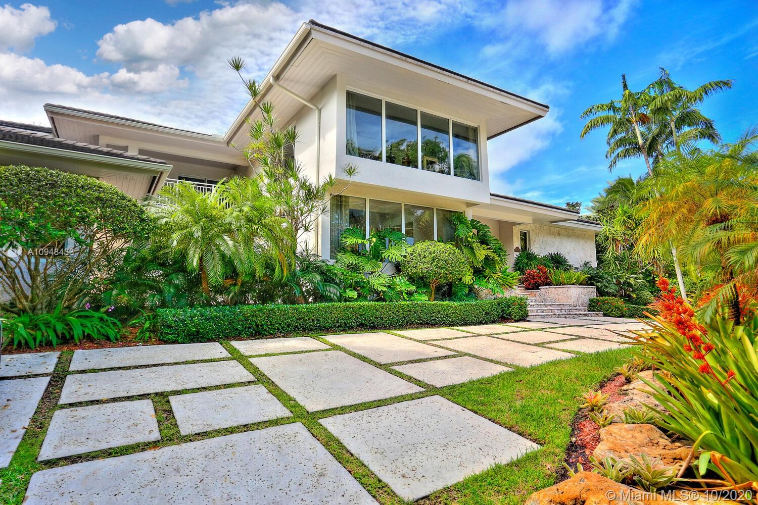 SUNRISE HARBOUR REV PL - Residential