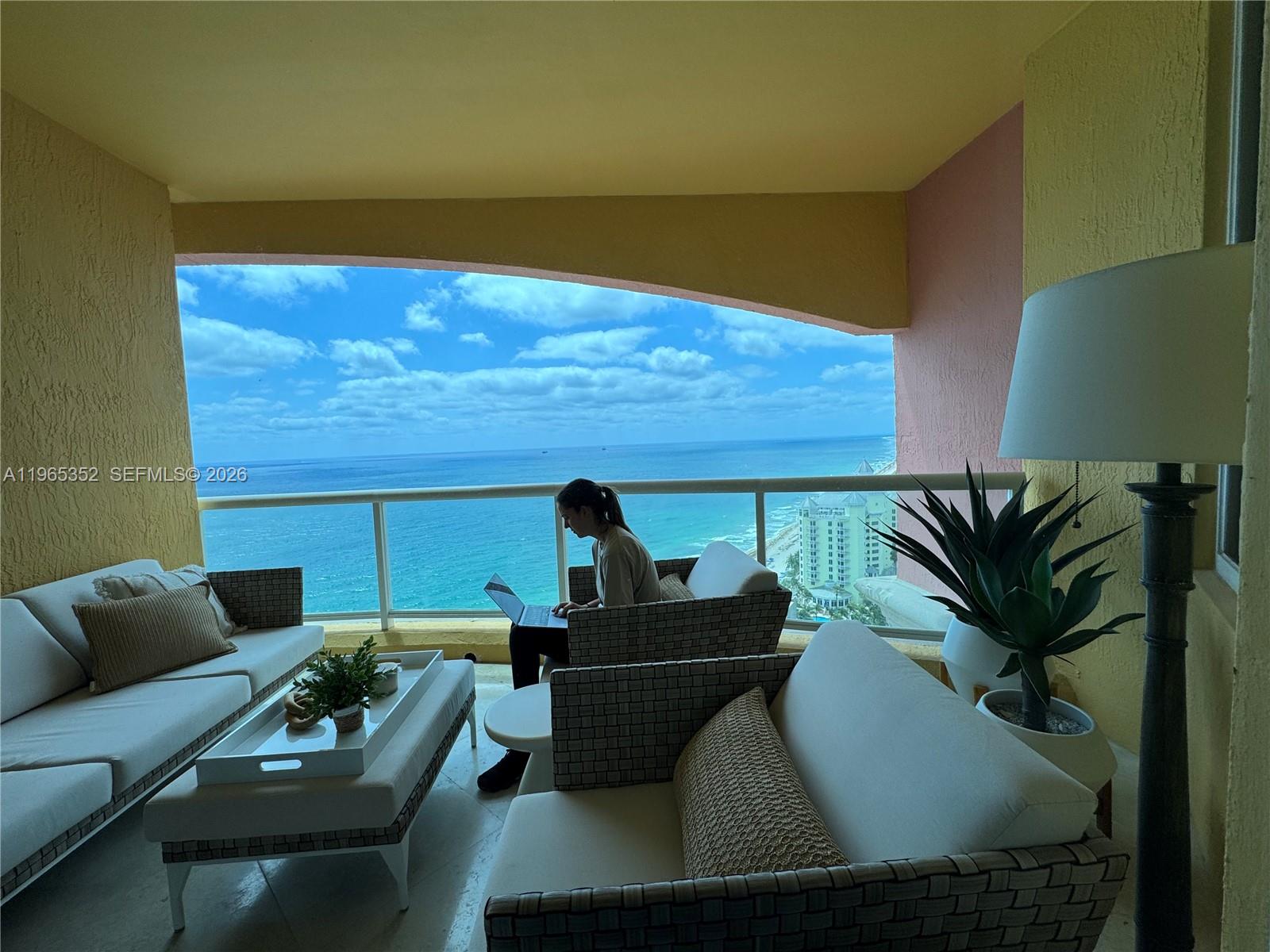 PALMS TOWER TWO CONDO - Residential