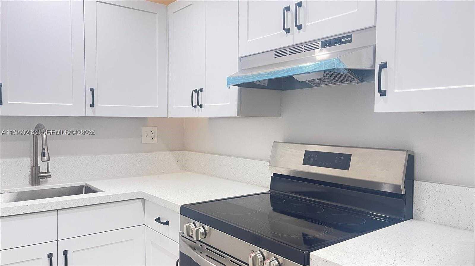 LEISURE BEACH CONDO - Residential Lease