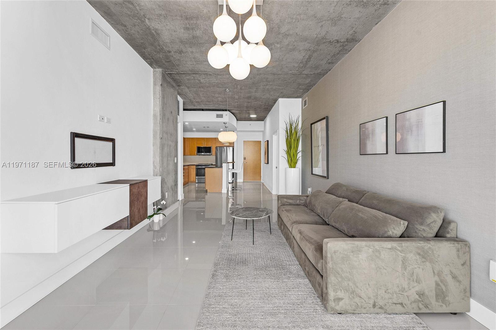 EDGE CONDO - Residential