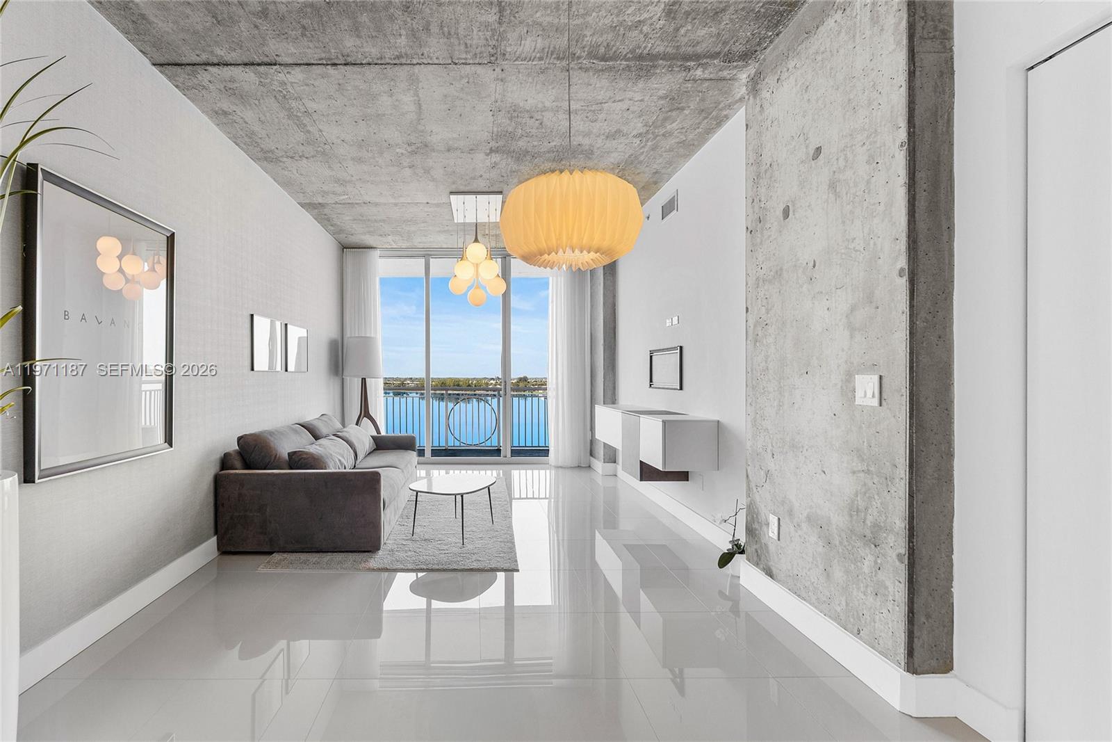 EDGE CONDO - Residential