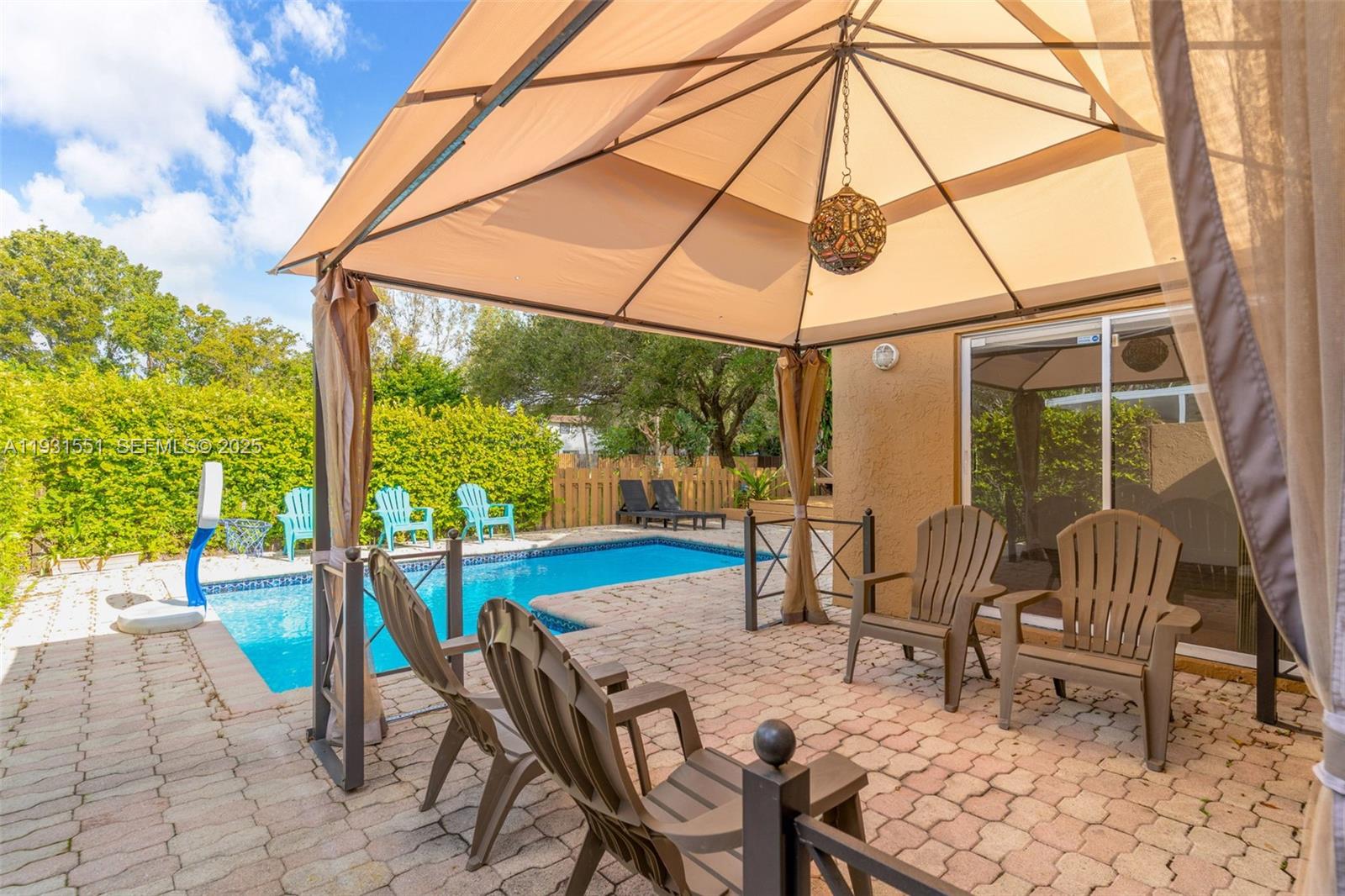 SUNFISH AT THE HAMMOCKS - Residential