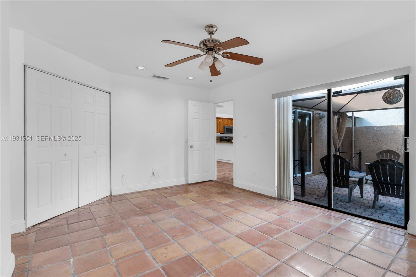 SUNFISH AT THE HAMMOCKS - Residential