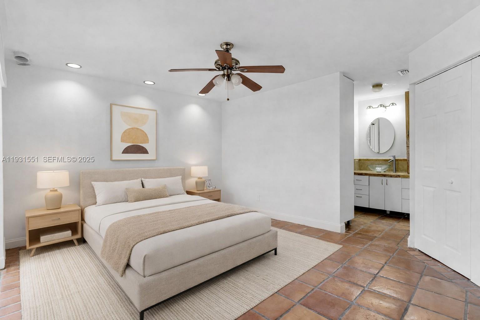 SUNFISH AT THE HAMMOCKS - Residential