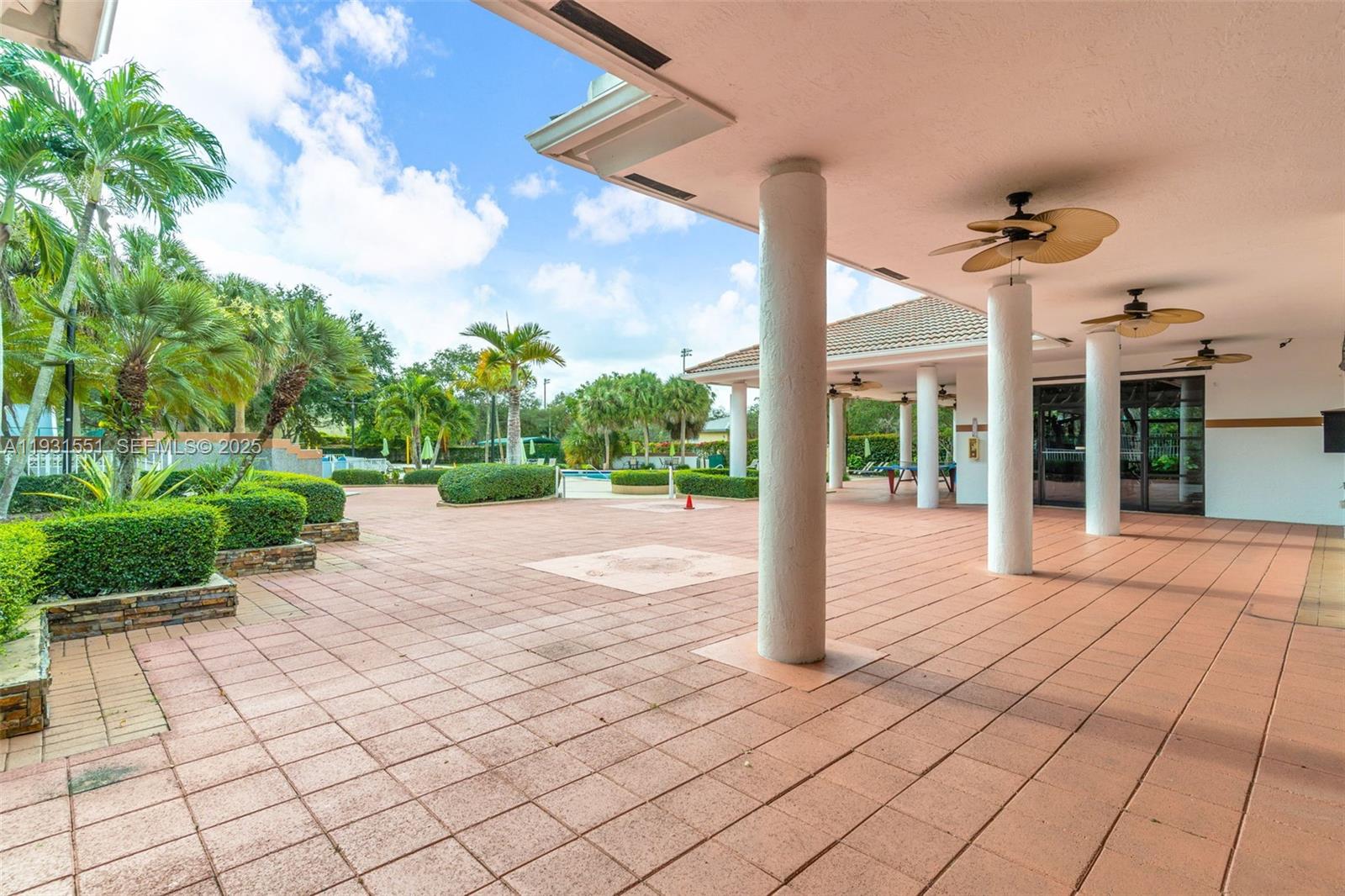 SUNFISH AT THE HAMMOCKS - Residential
