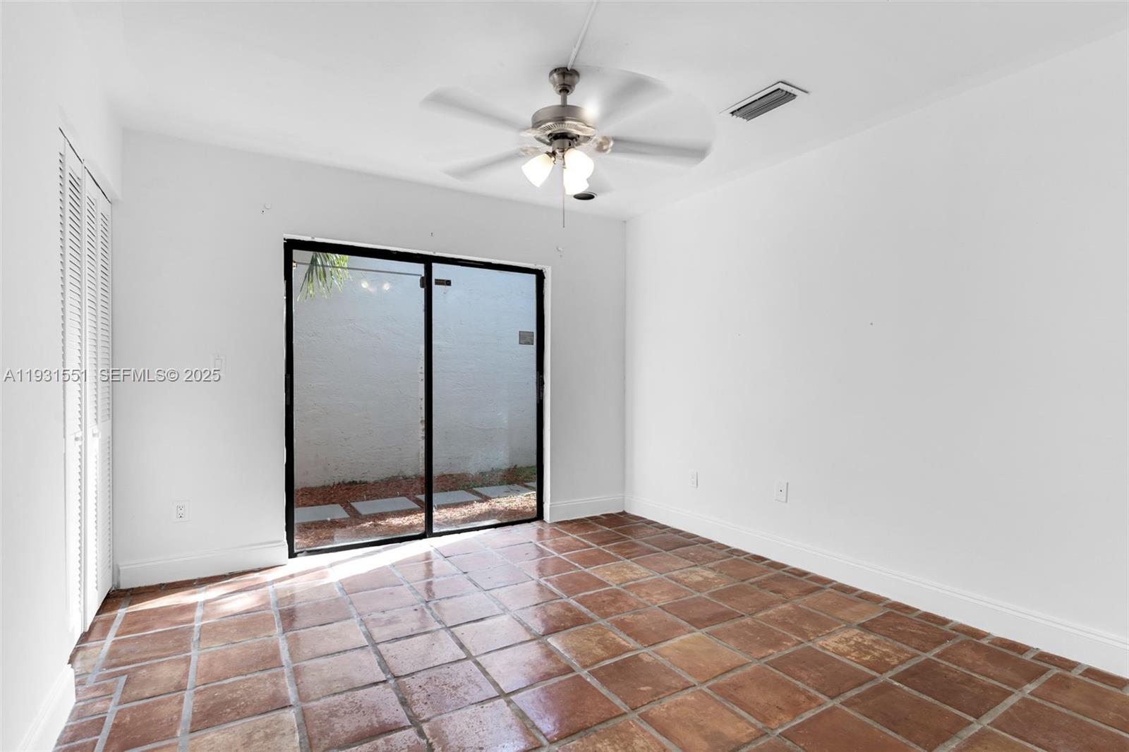 SUNFISH AT THE HAMMOCKS - Residential