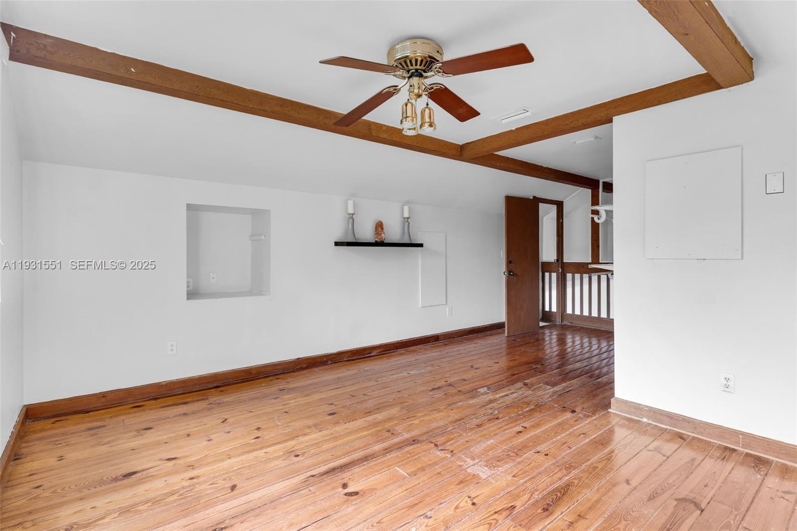 SUNFISH AT THE HAMMOCKS - Residential