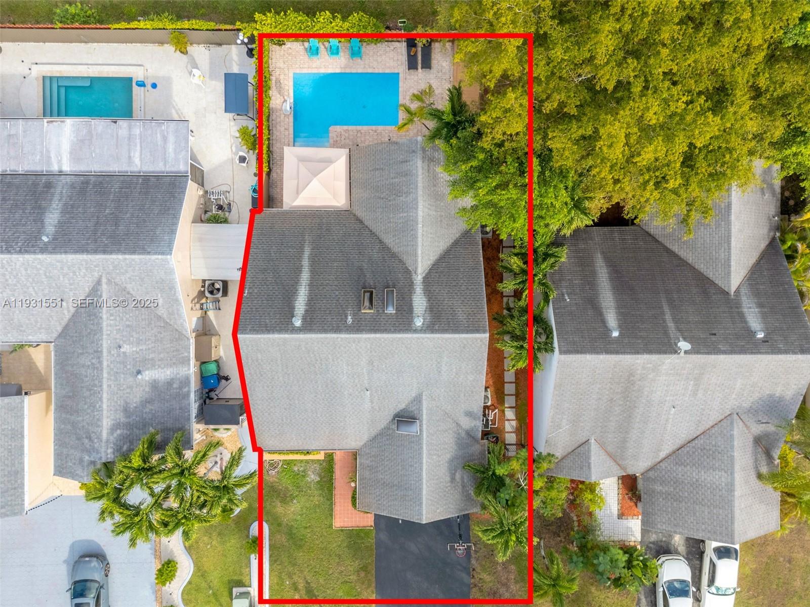 SUNFISH AT THE HAMMOCKS - Residential