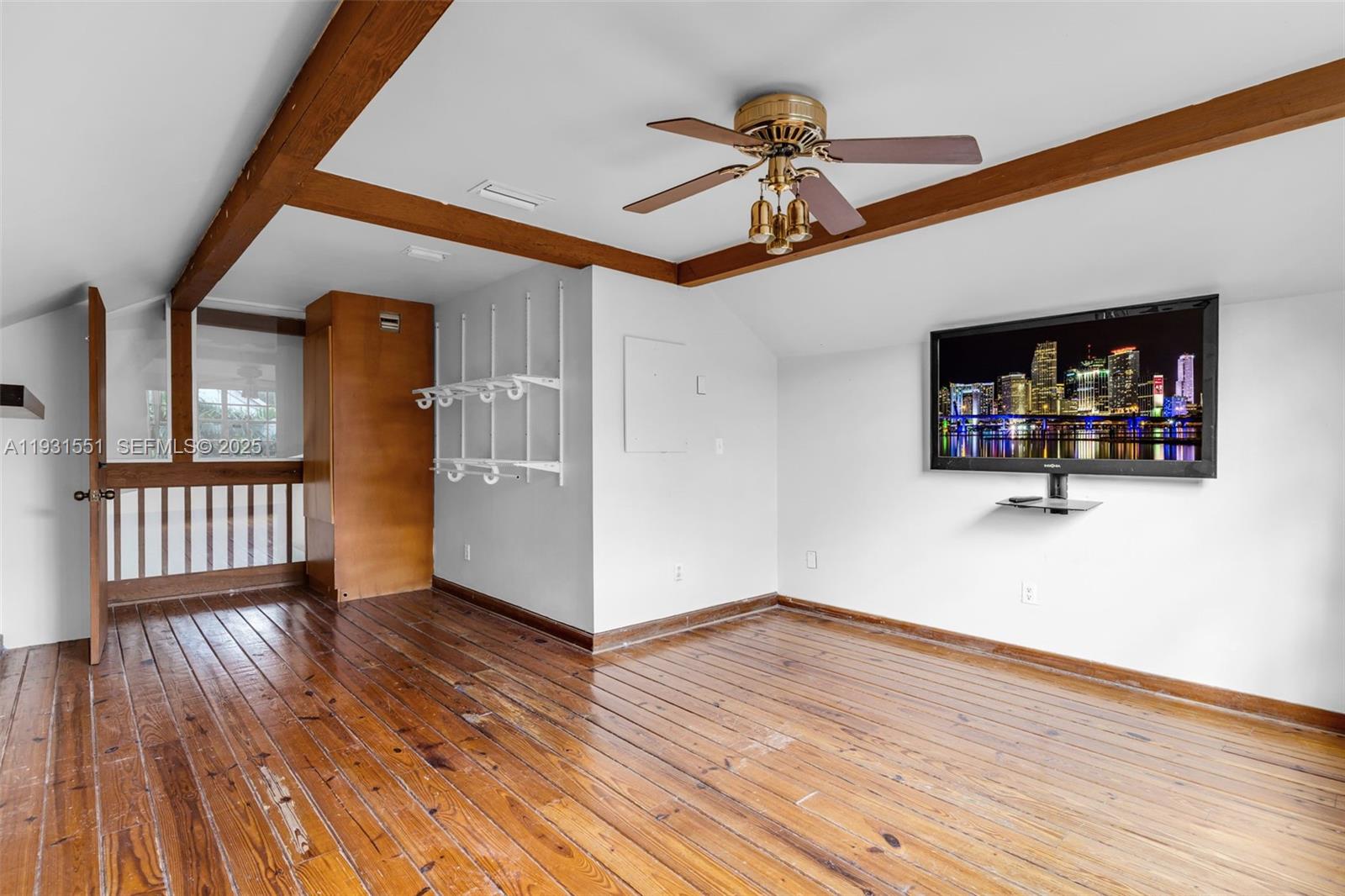 SUNFISH AT THE HAMMOCKS - Residential