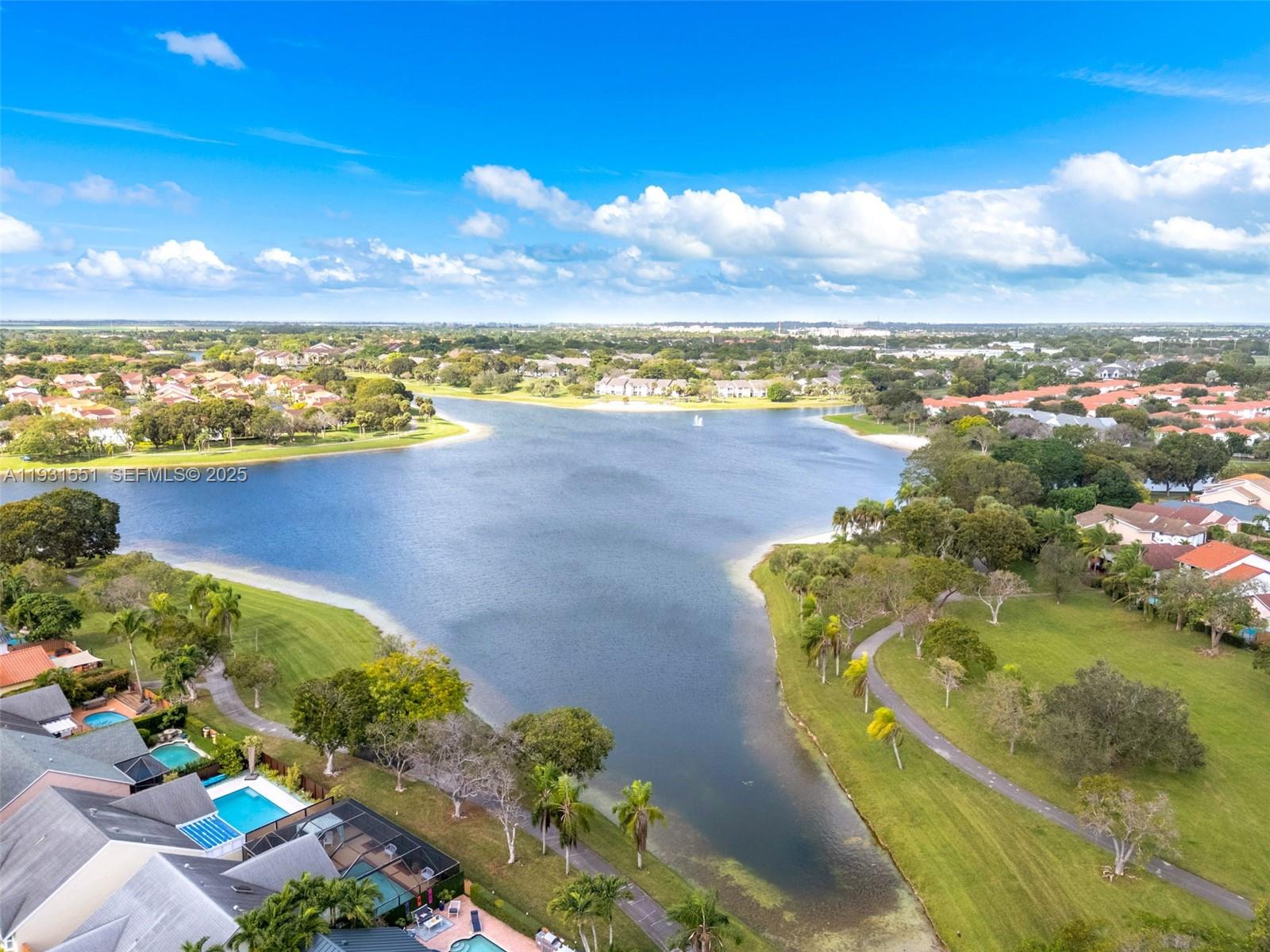 SUNFISH AT THE HAMMOCKS - Residential