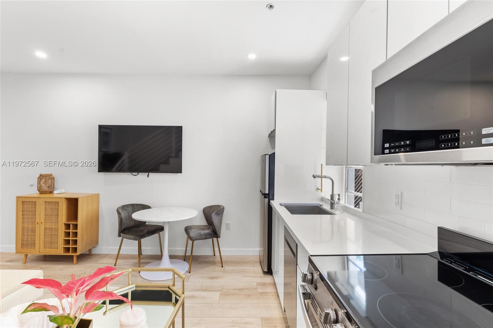 1610 Euclid Ave A110