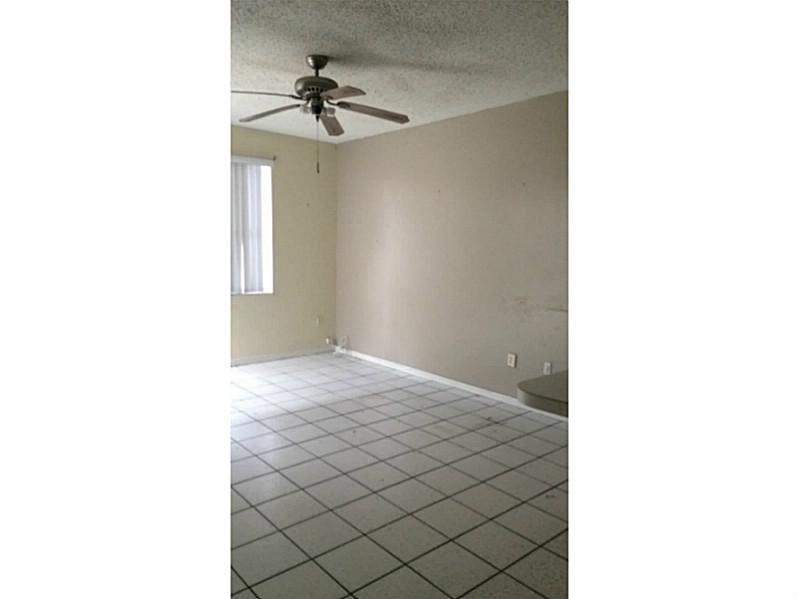 RAMBLEWOOD SOUTH 78-19 B - Residential