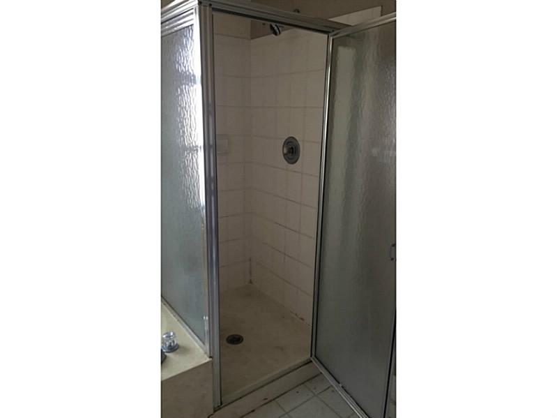 RAMBLEWOOD SOUTH 78-19 B - Residential
