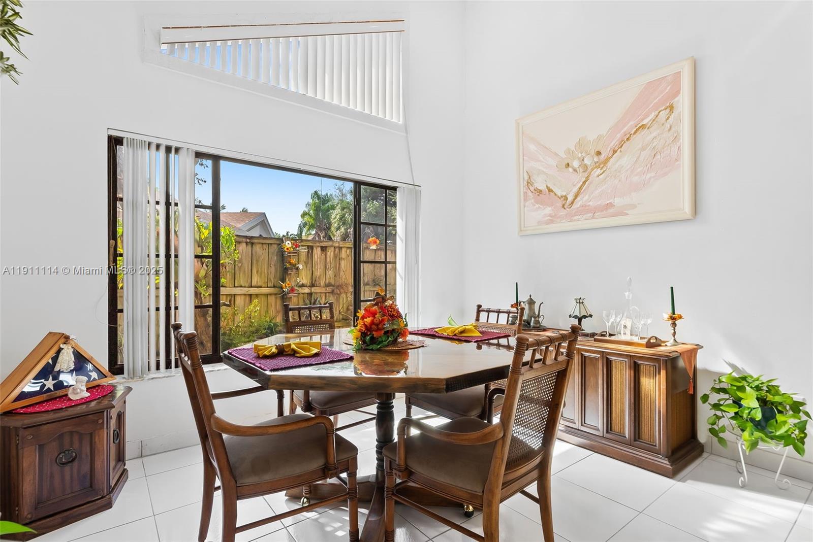 SIERRA DEL MAR - Residential