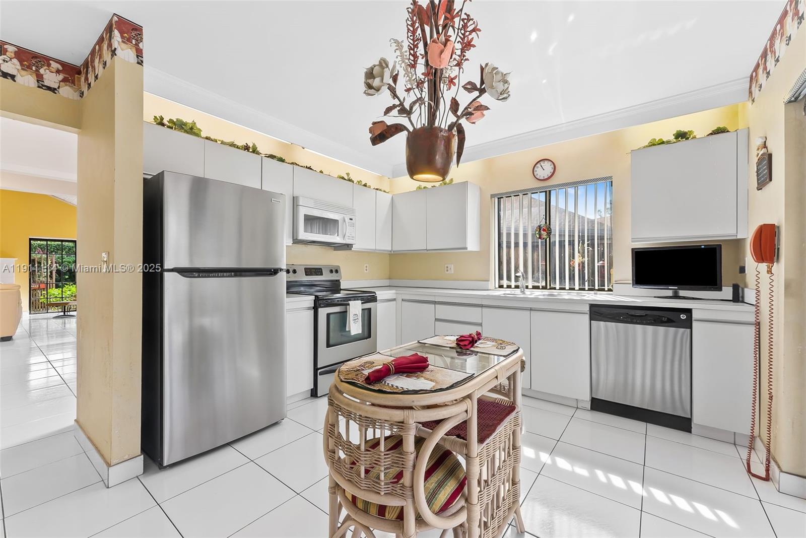 SIERRA DEL MAR - Residential