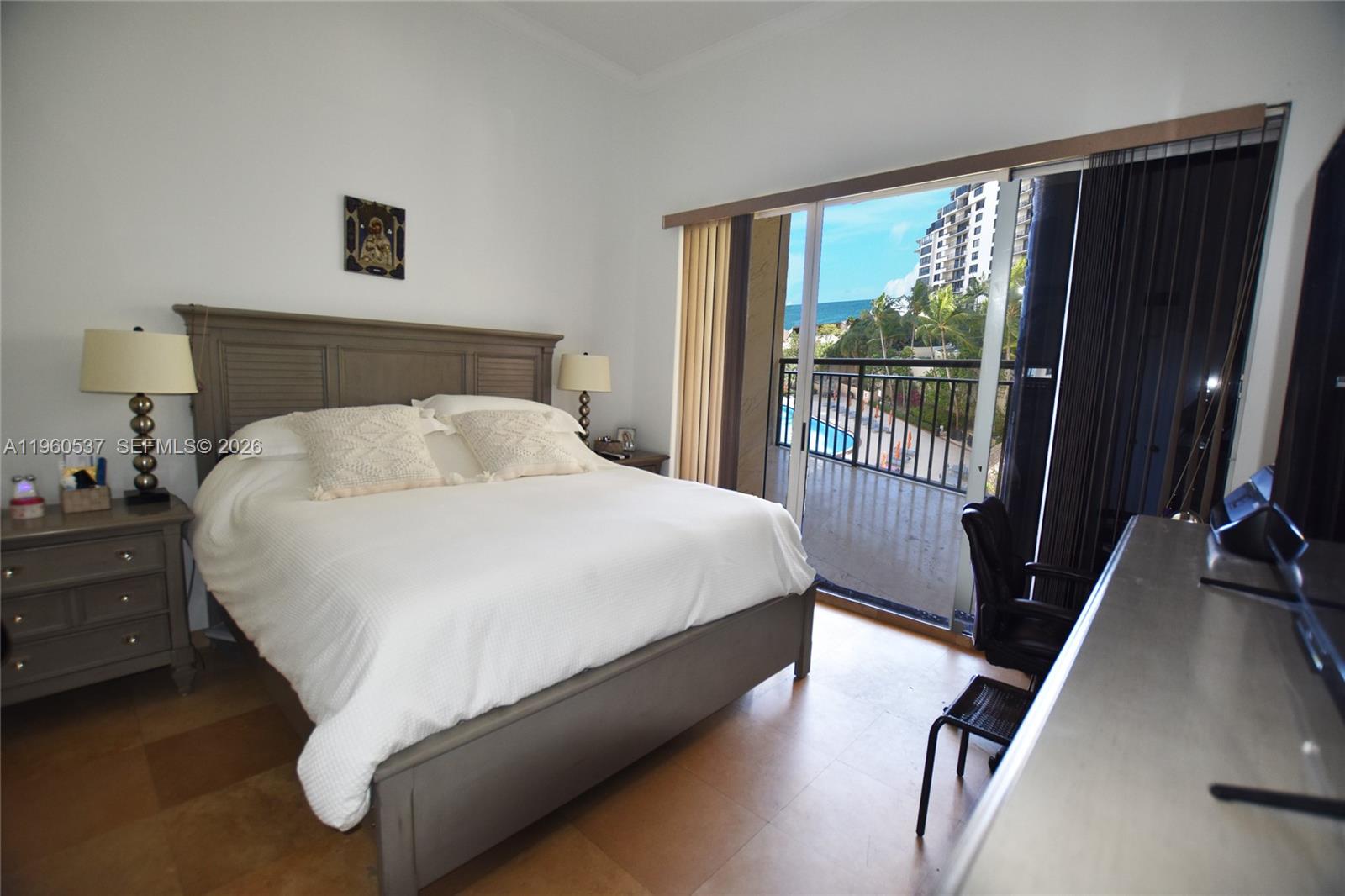 BRICKELL KEY II - Residential