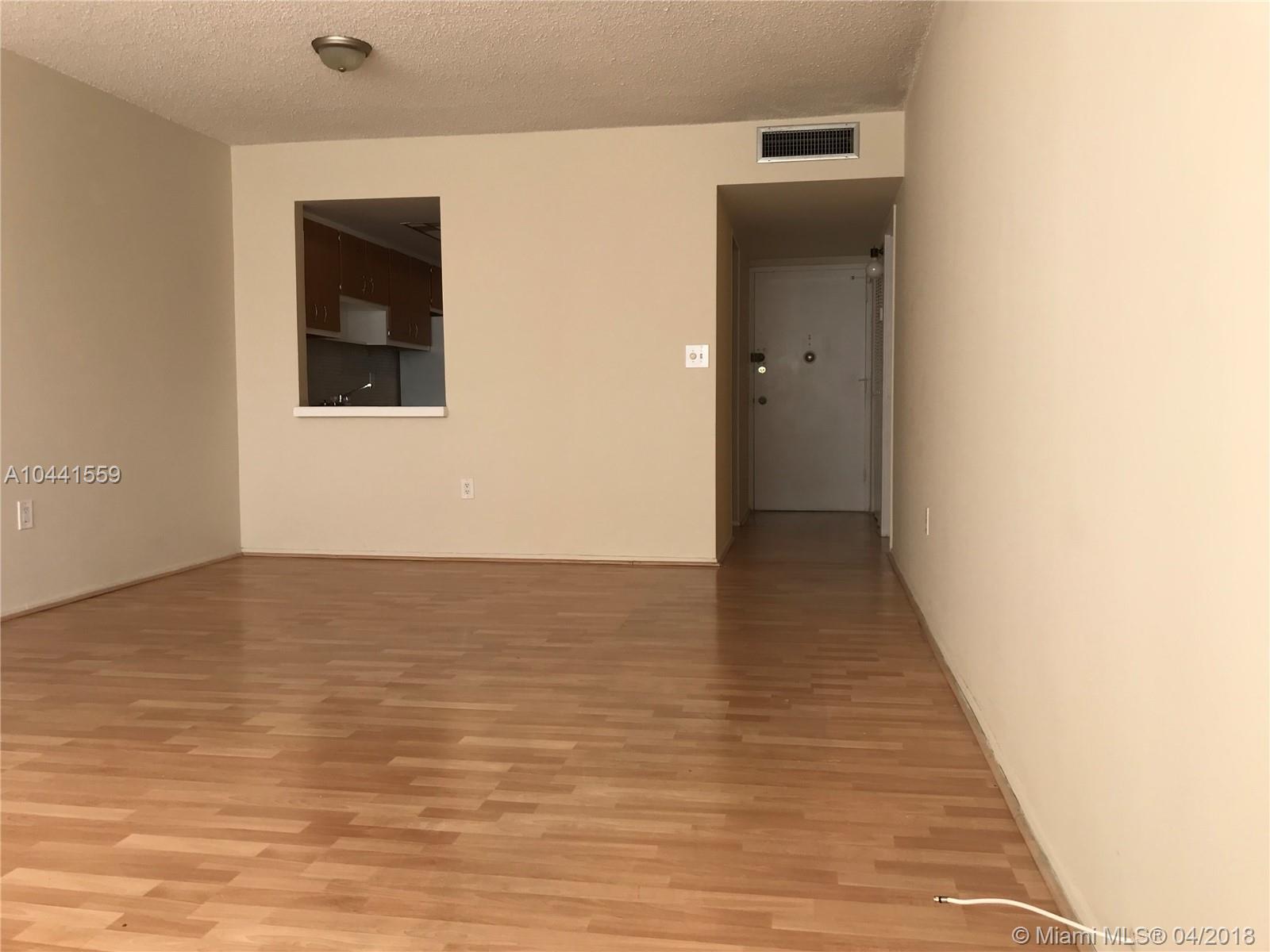 BUCKLEY TOWERS CONDO - EA - Residential Lease