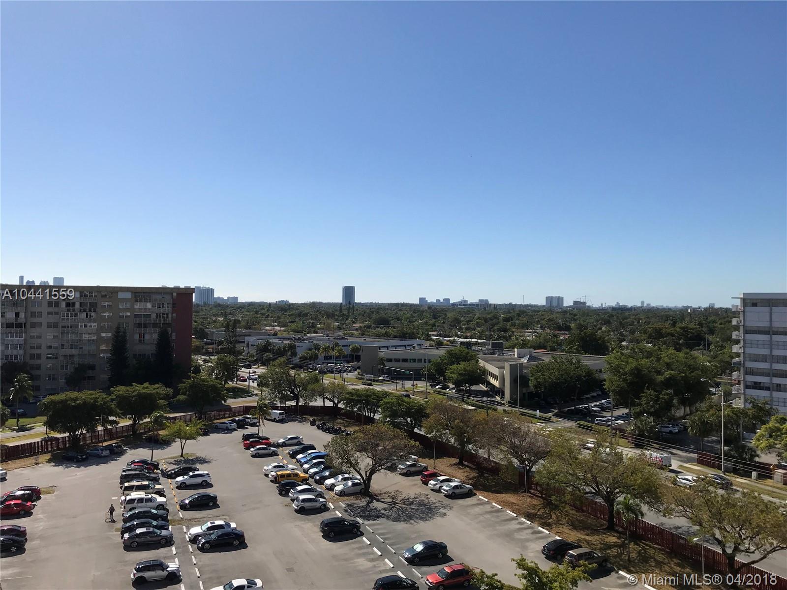 BUCKLEY TOWERS CONDO - EA - Residential Lease