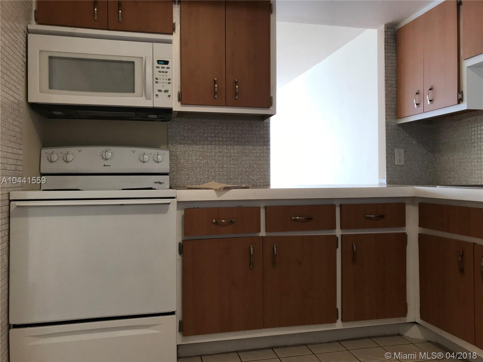 BUCKLEY TOWERS CONDO - EA - Residential Lease