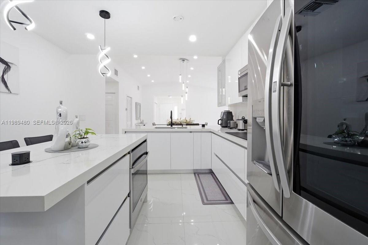 KEYS-GATE NO 1 - Residential