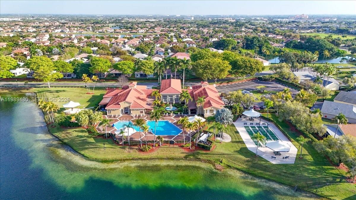 KEYS-GATE NO 1 - Residential