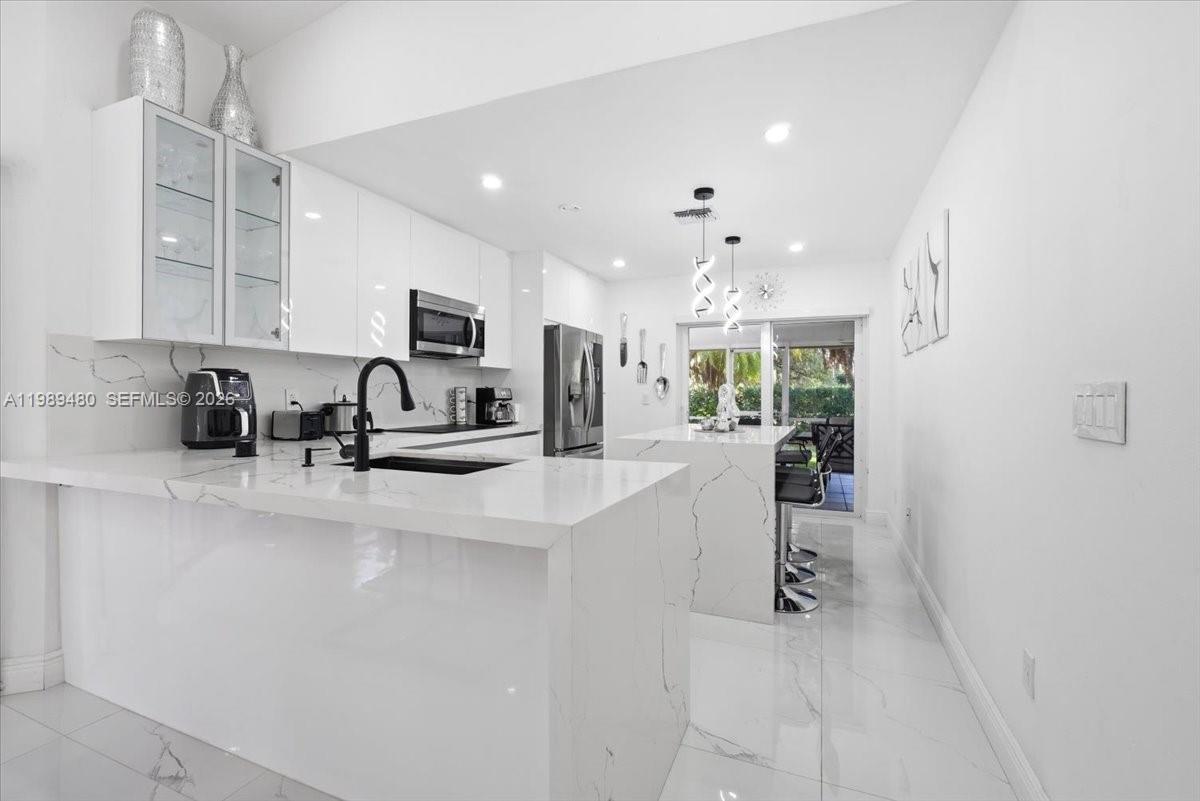 KEYS-GATE NO 1 - Residential