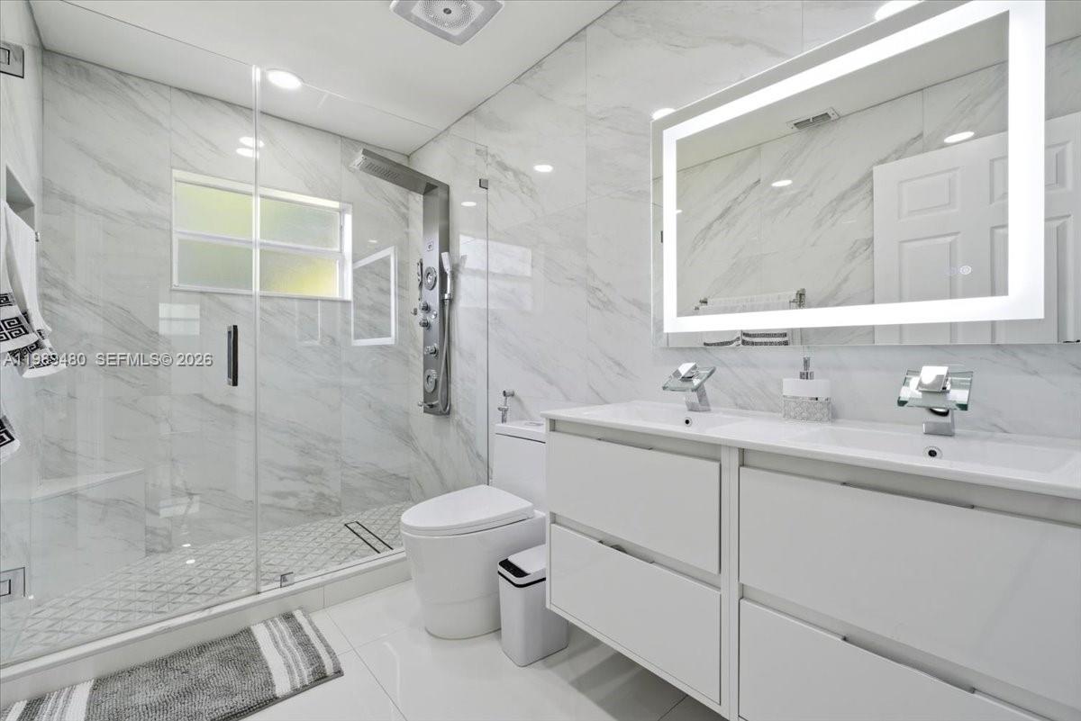 KEYS-GATE NO 1 - Residential