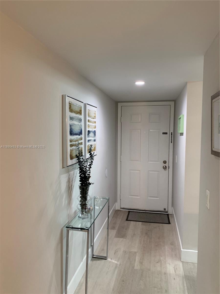 CONDO 24 OF WHITEHALL CON - Residential Lease