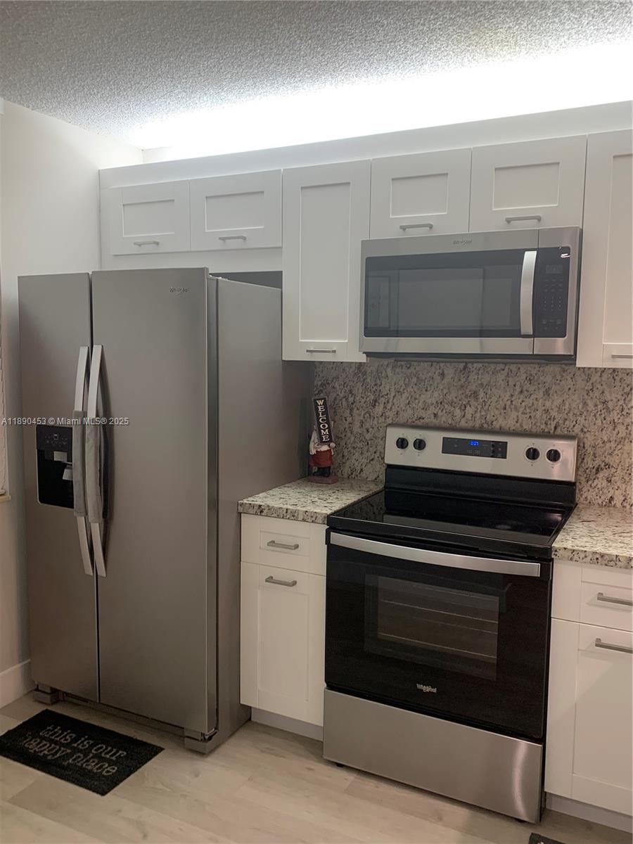 CONDO 24 OF WHITEHALL CON - Residential Lease