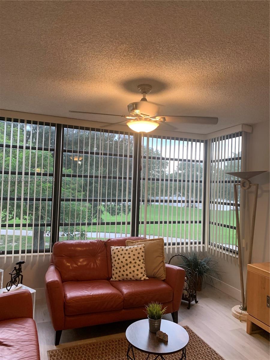 CONDO 24 OF WHITEHALL CON - Residential Lease