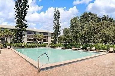 CONDO 24 OF WHITEHALL CON - Residential Lease