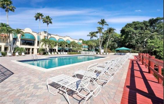 CONDO 24 OF WHITEHALL CON - Residential Lease