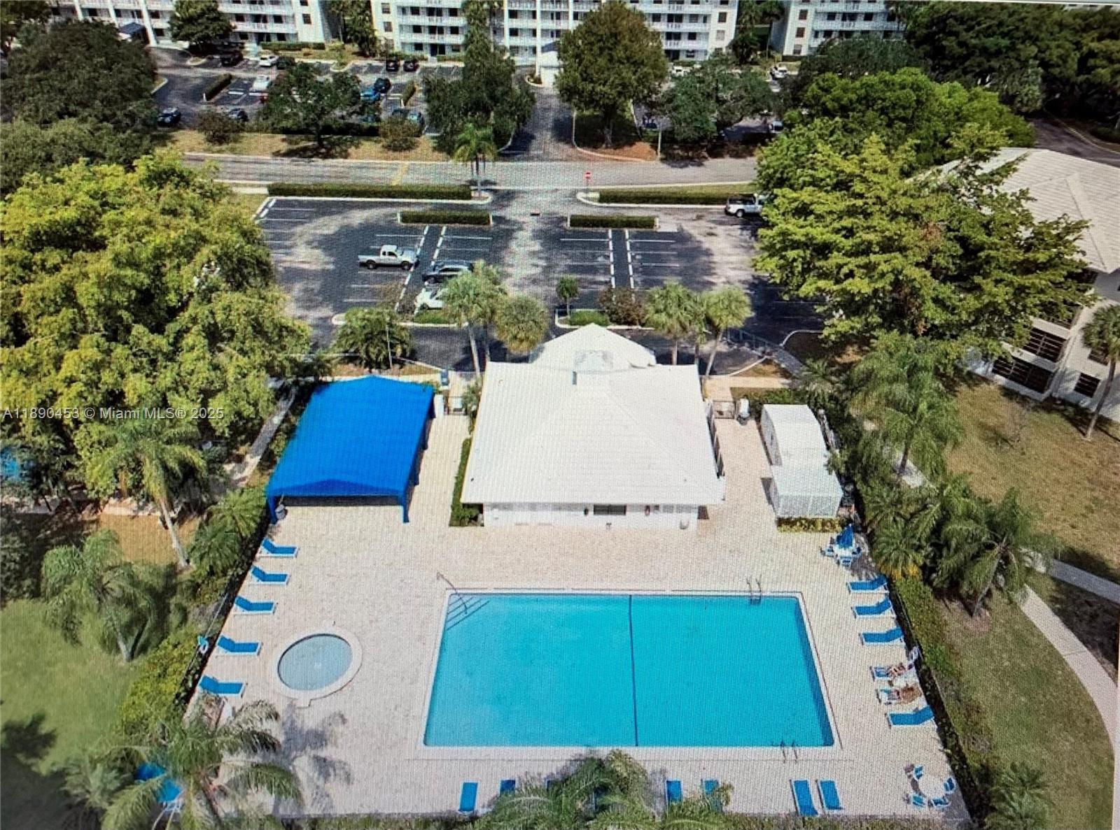 CONDO 24 OF WHITEHALL CON - Residential Lease