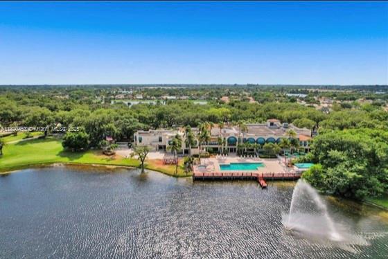 CONDO 24 OF WHITEHALL CON - Residential Lease