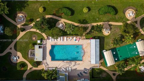 Tiny photo for 15610 NE 6th Ave #18C, Miami, FL 33162 (MLS # A12007235)