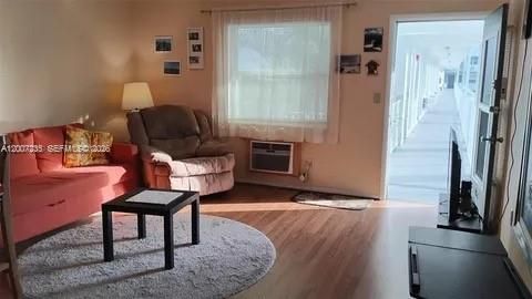 Tiny photo for 15610 NE 6th Ave #18C, Miami, FL 33162 (MLS # A12007235)