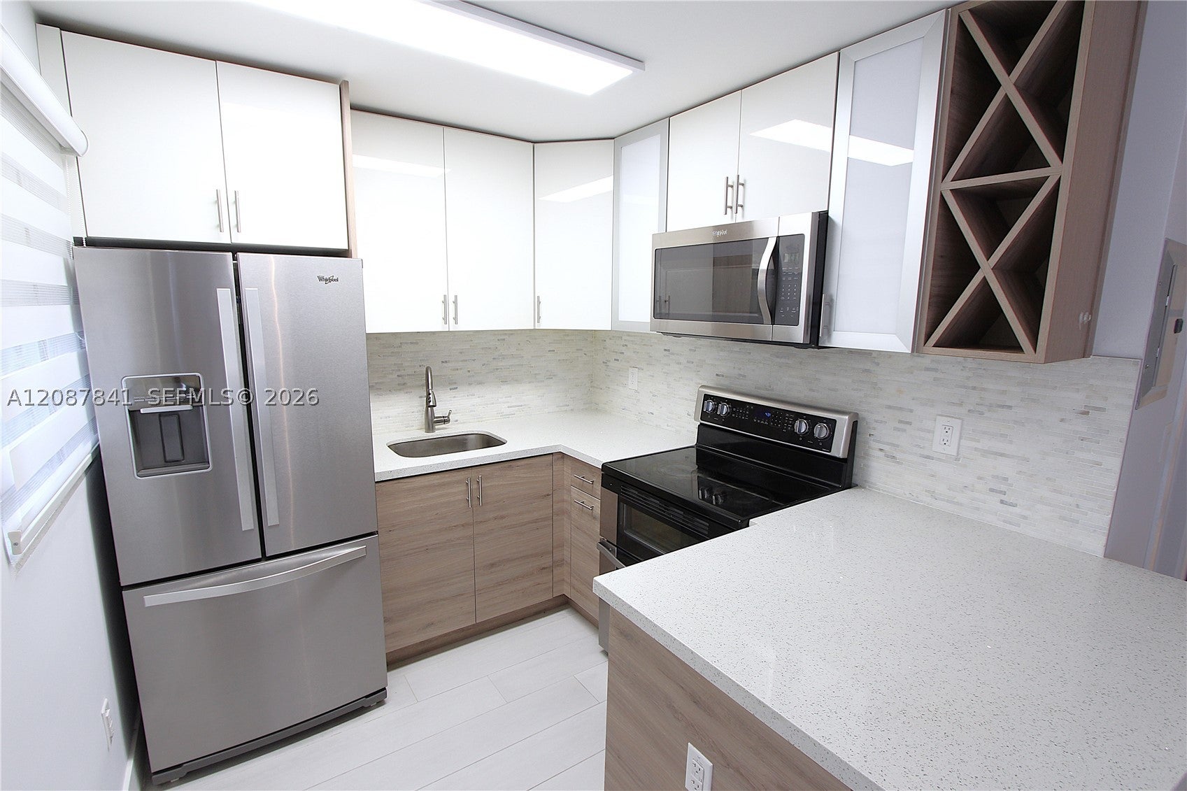 427 Santander Ave 202, Coral Gables FL 33134