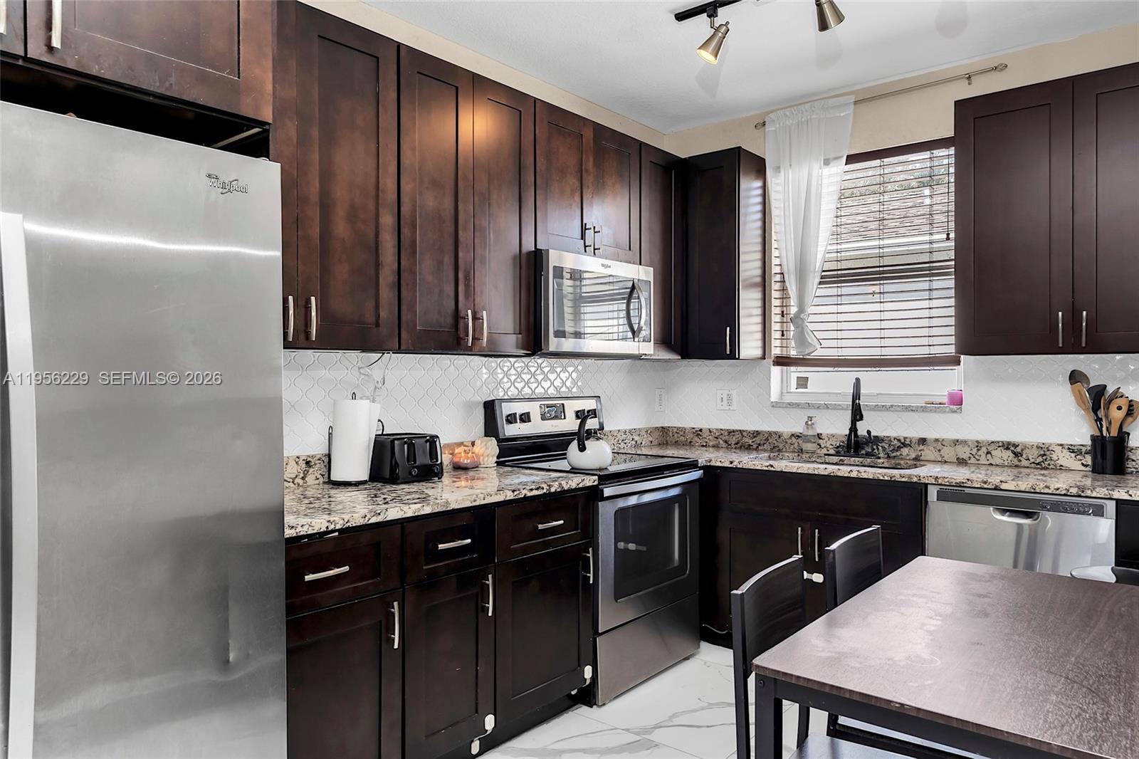 POMPANO BCH COMMUNITY - Residential