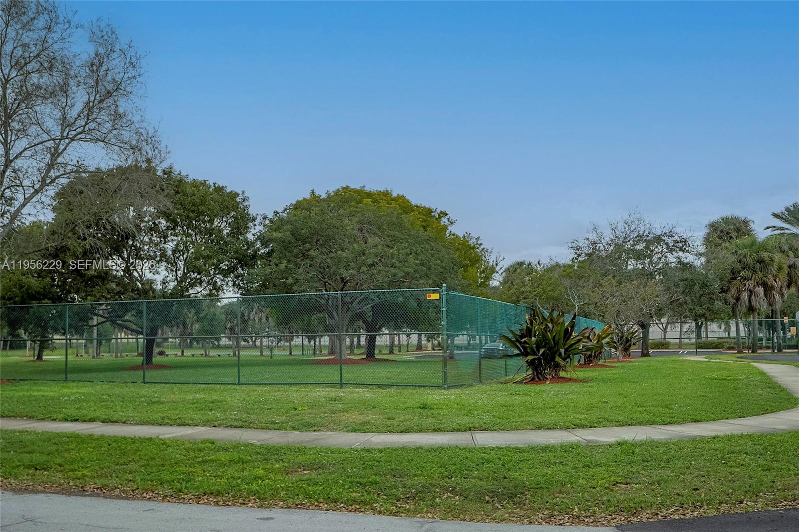 POMPANO BCH COMMUNITY - Residential